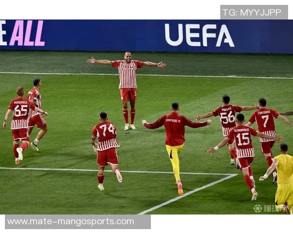 阿贾克斯与尼斯激战正酣谁能在欧战中笑到最后